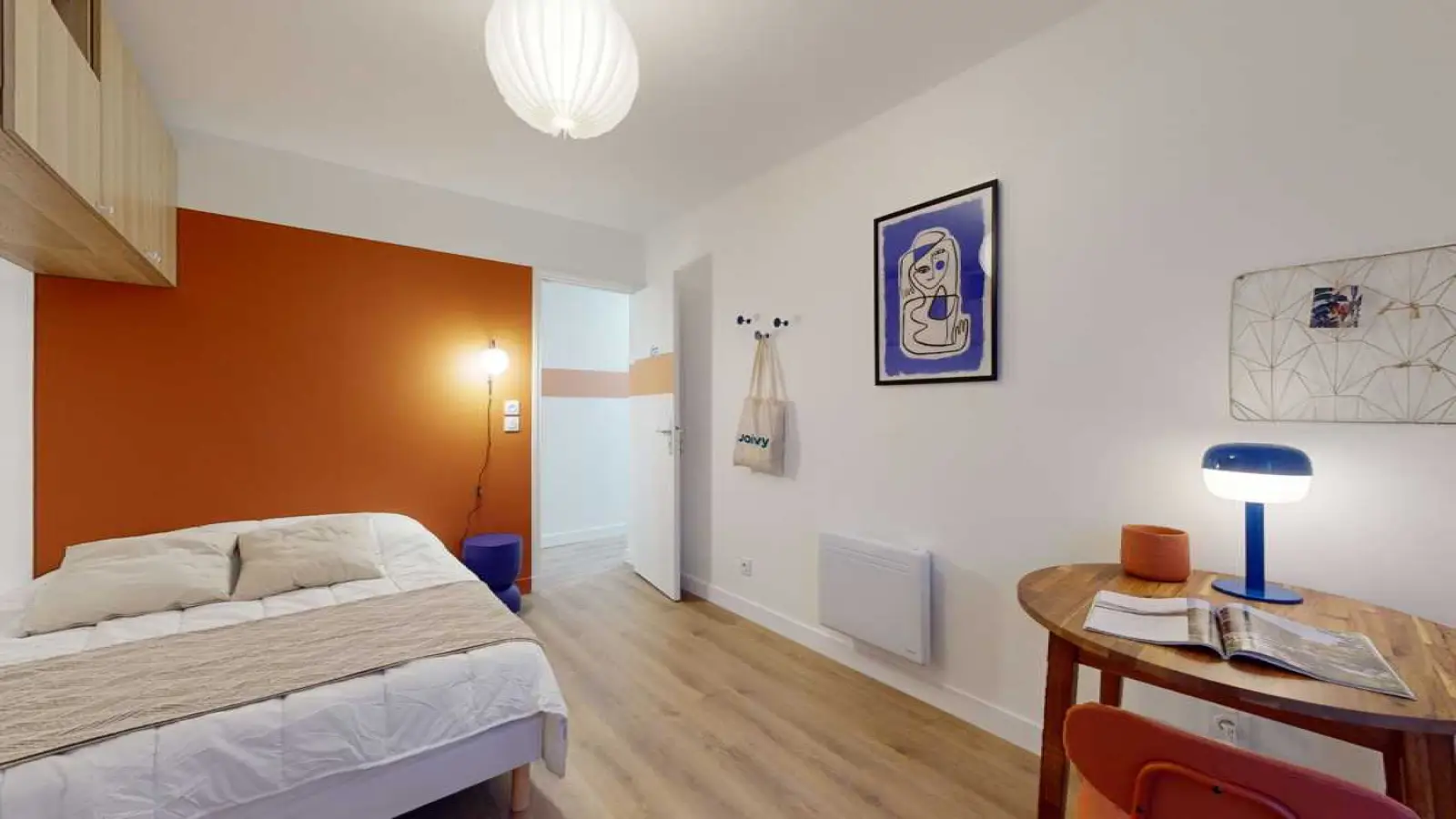 Room Rue du Chalet in Paris