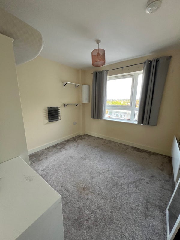 Room Hither Green Lane in Greater London