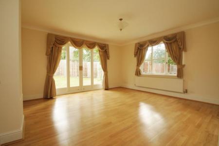 House The Riding in Woking