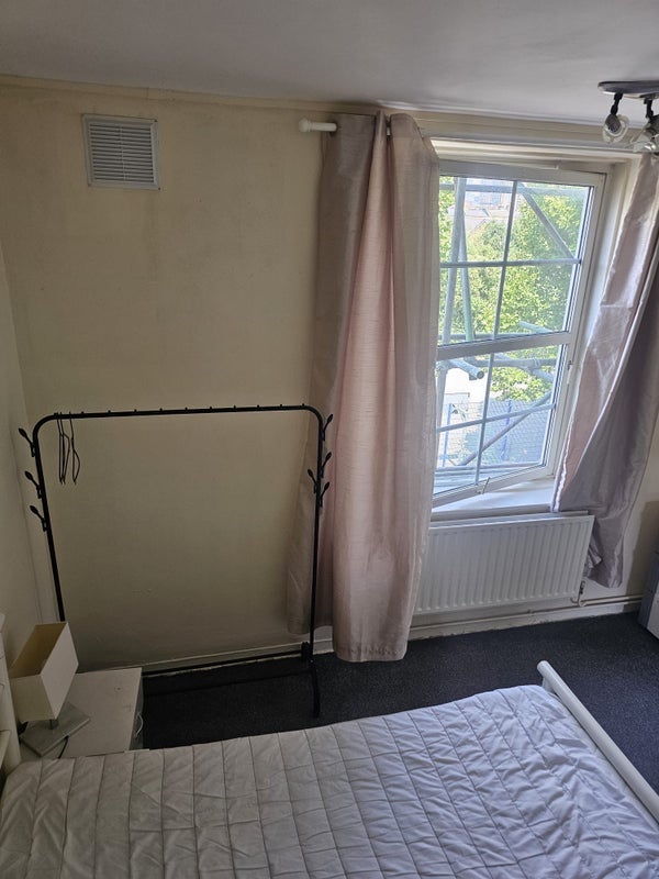 Room Kinglake Street in Greater London