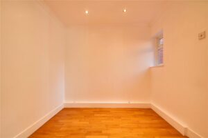 House Manning Road in Droitwich Spa
