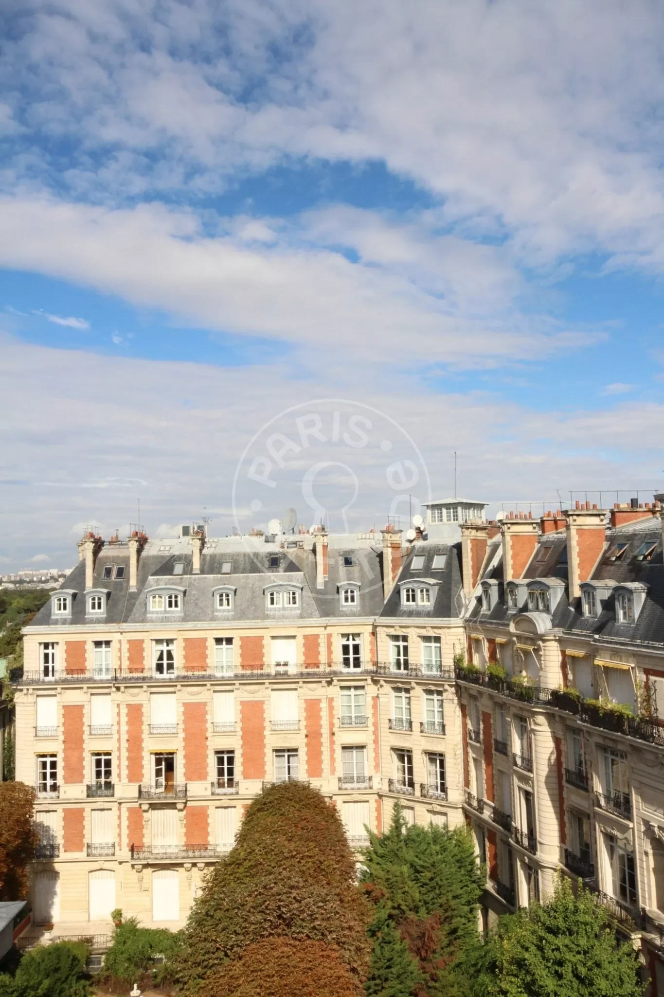 Flat Rue Henri de Bornier in Paris