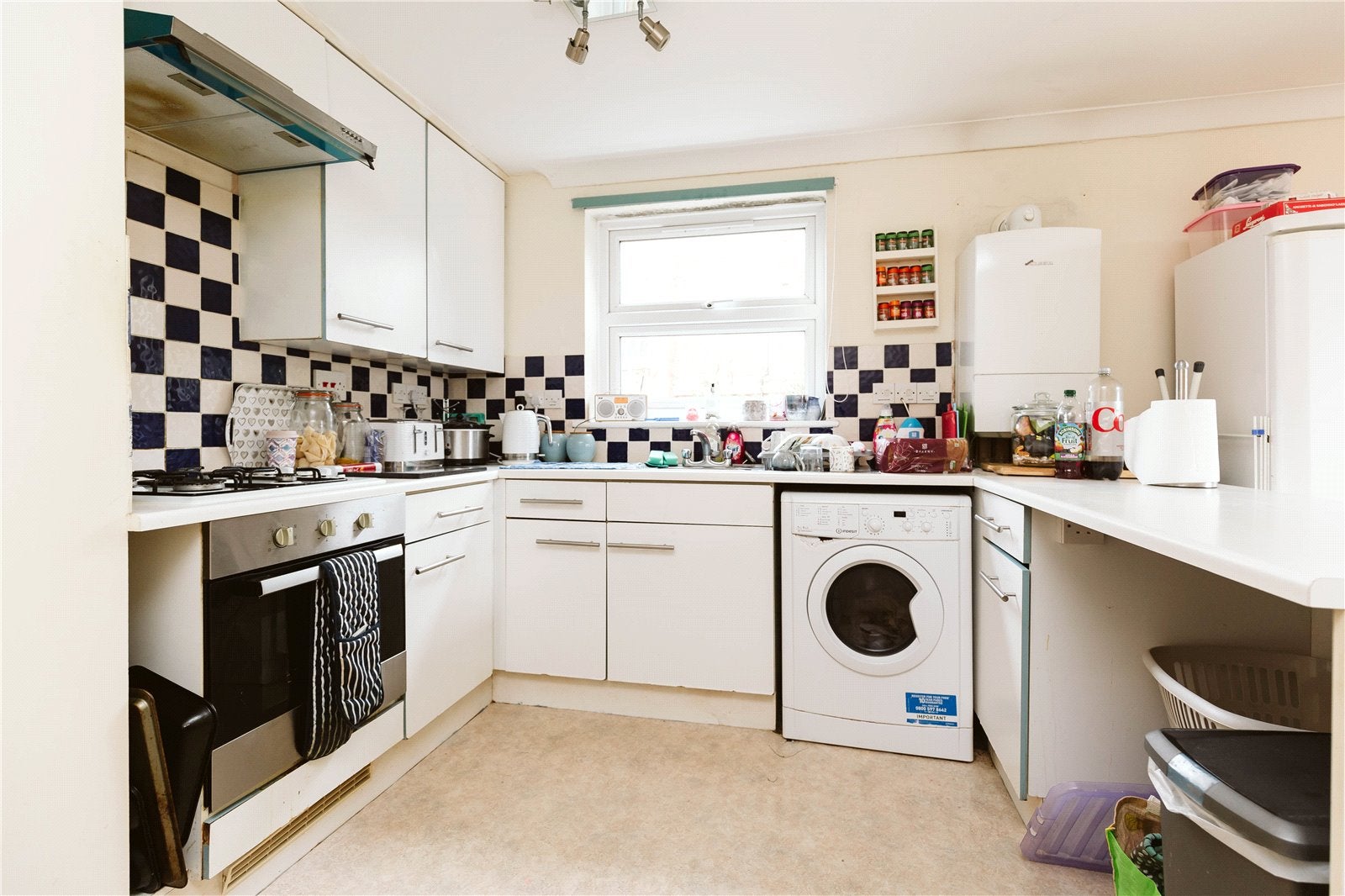 Flat Southfield Road in Bristol