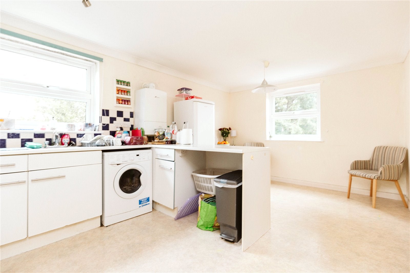 Flat Southfield Road in Bristol