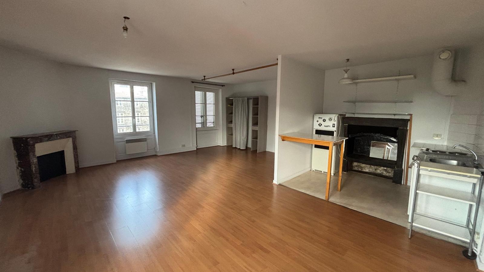 Flat Boulevard Jacques Bingen in Clermont-Ferrand