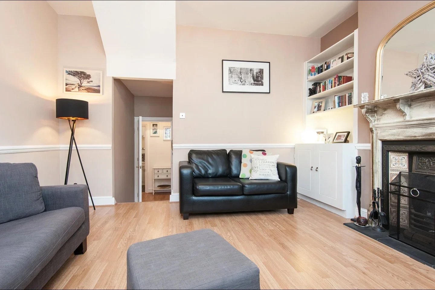 Flat Gilbey Road in Greater London