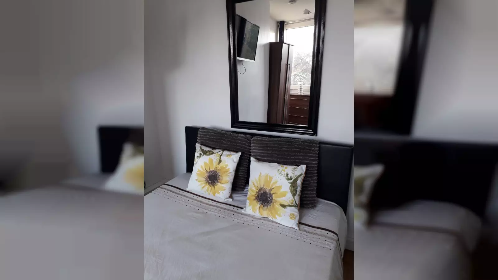 Room Bordon Walk in Greater London