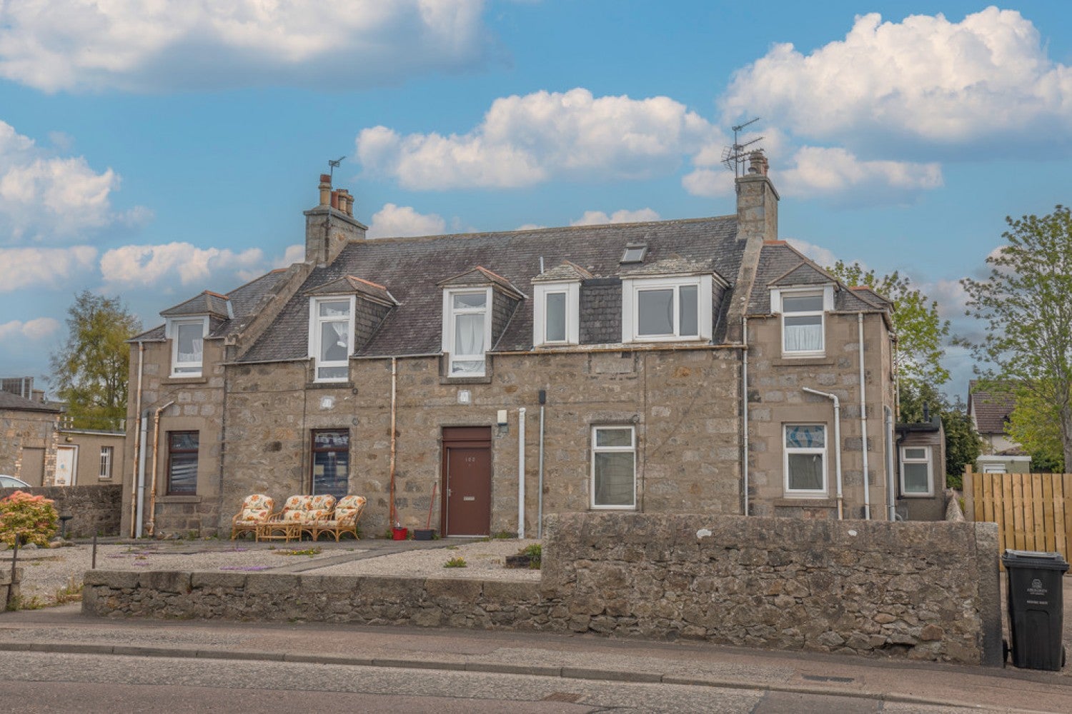 Flat Skene Place in Aberdeen City