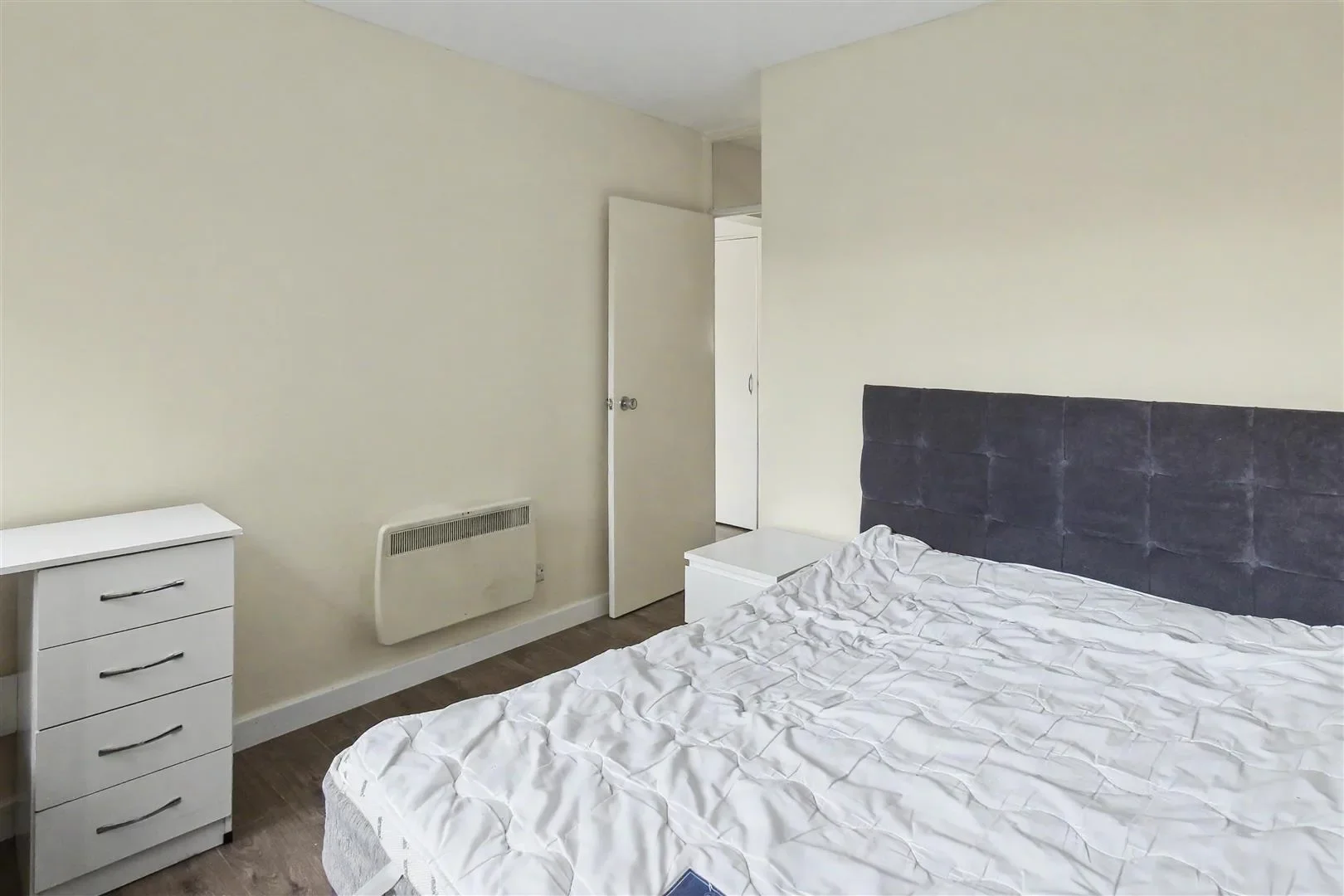 Flat Broadgate Avenue in Nottingham