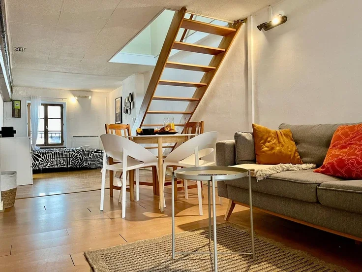 Flat Rue Léon Blum in Villeurbanne