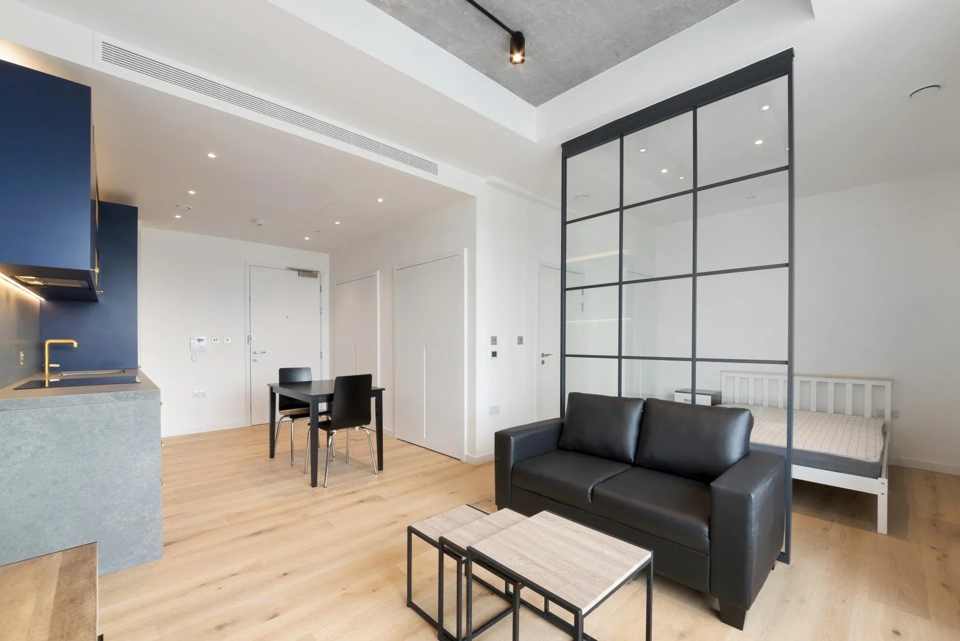 Flat Orchard Place in Greater London