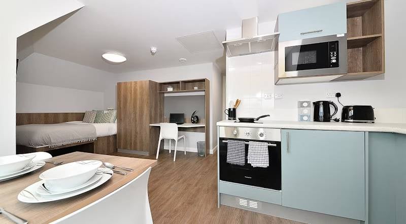 Flat Gorgie Road in City of Edinburgh