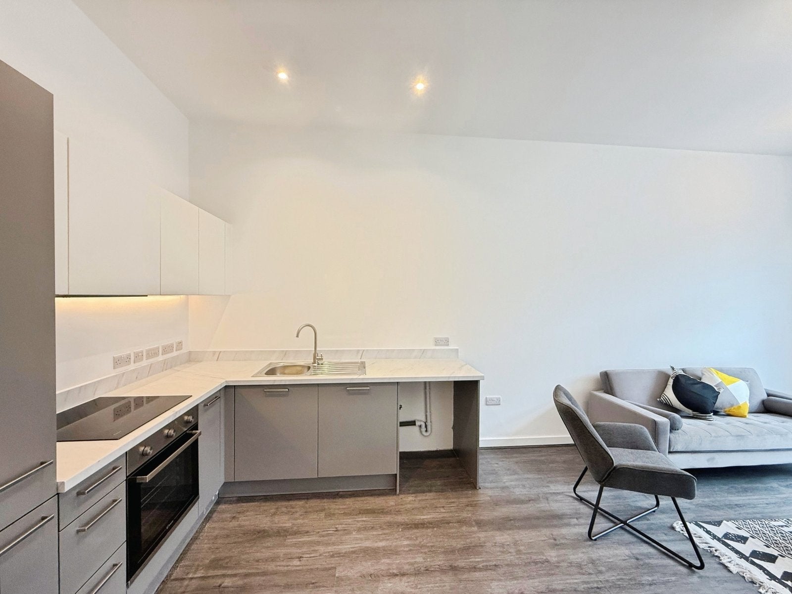 Flat Cotton Drive in Farnworth