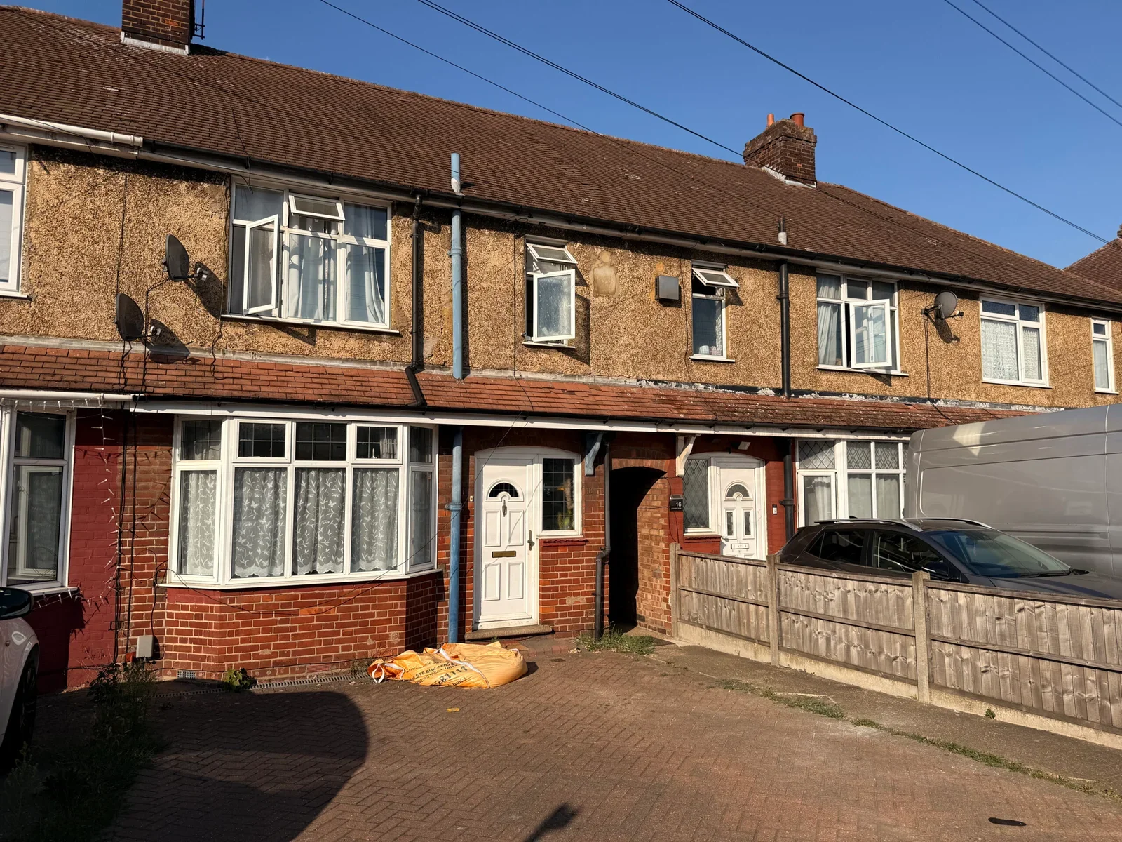 House Poynters Road in Dunstable