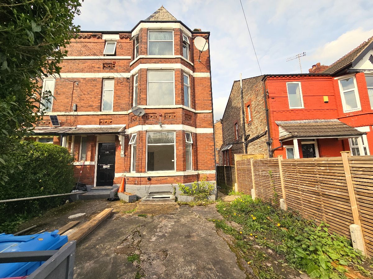 Flat Manley Road in Manchester