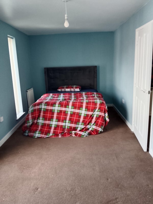Room Falstaff Road in Sheffield
