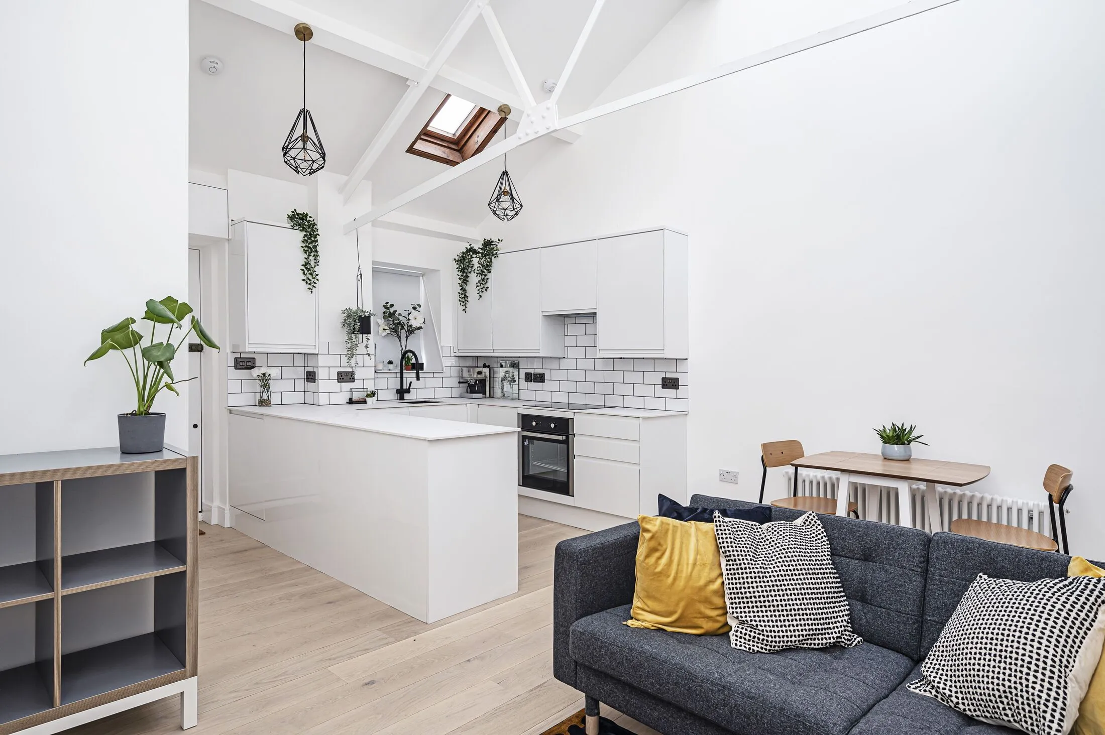 Flat Clark Street in Greater London