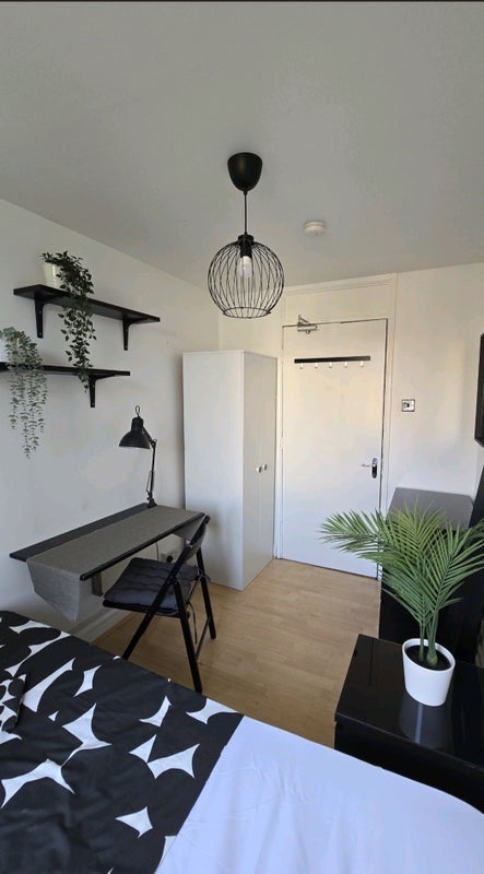 Room Eric Street in Greater London