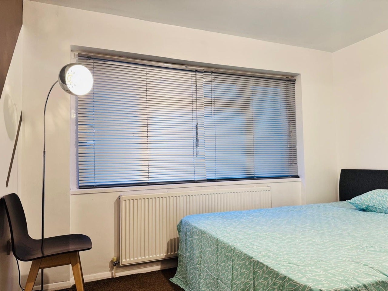 Room Blackwell Drive in Watford