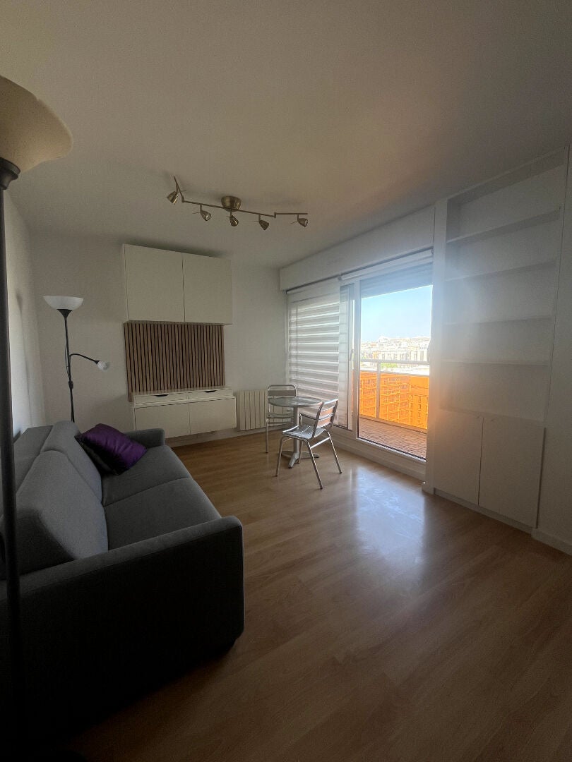 Appartement Rue Léon Jouhaux à Paris