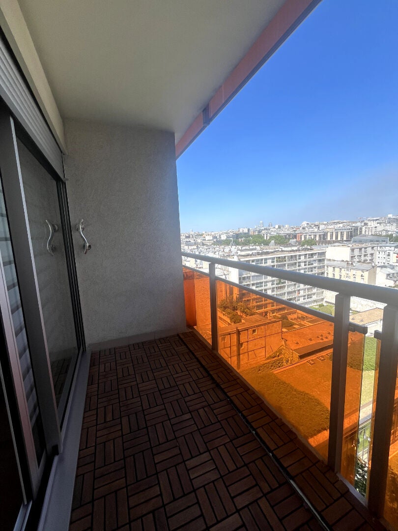 Appartement Rue Léon Jouhaux à Paris