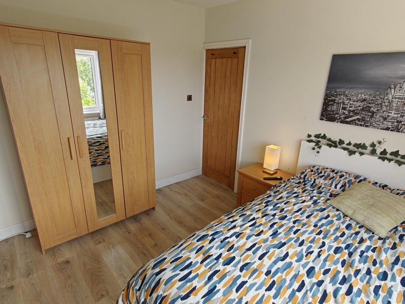 Room Himley Avenue in Dudley