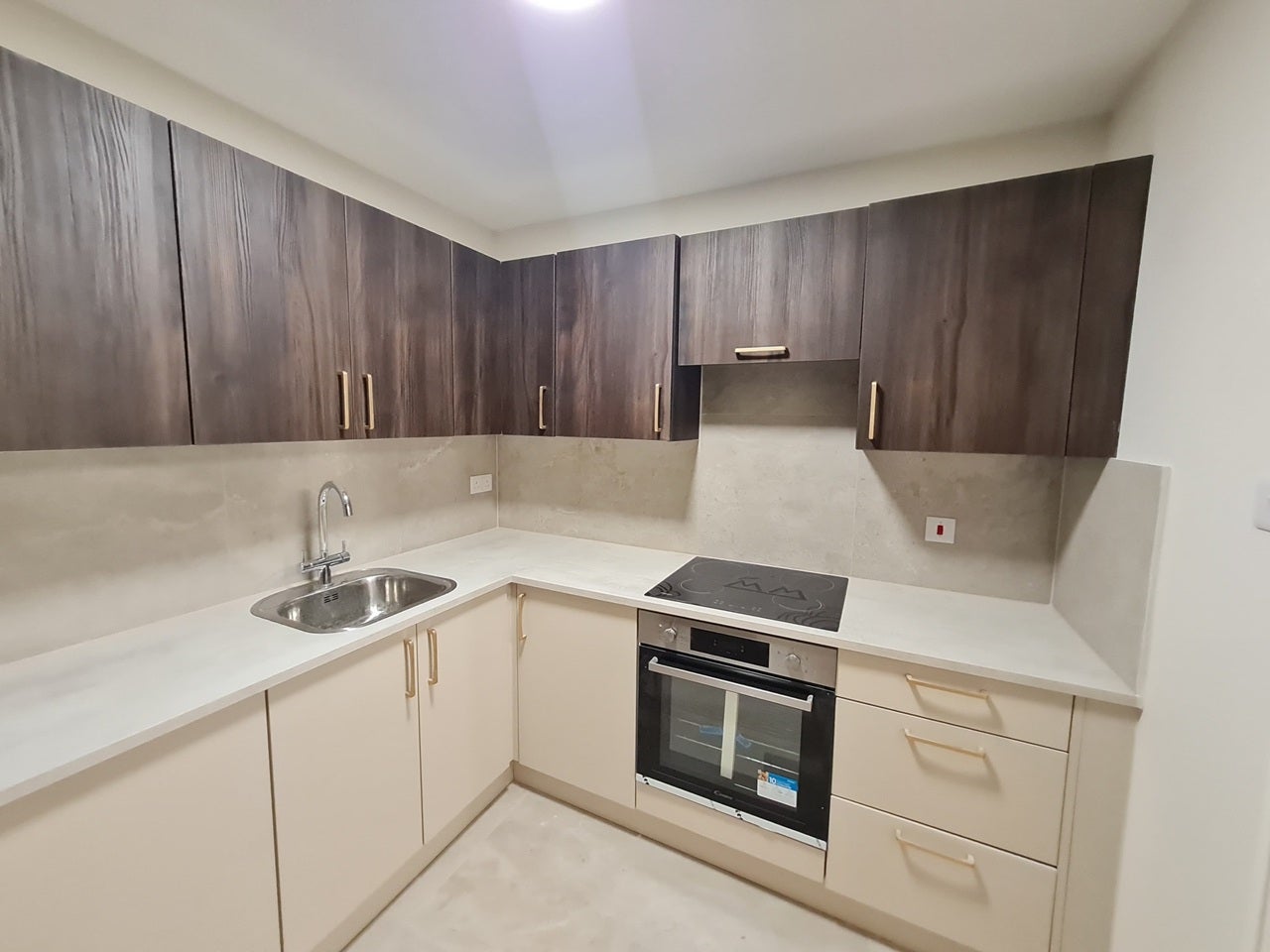 Flat Haydon Close in Greater London