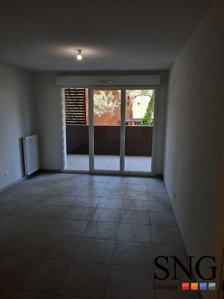 Appartement Avenue Monseigneur Robert Dalverny à Nîmes