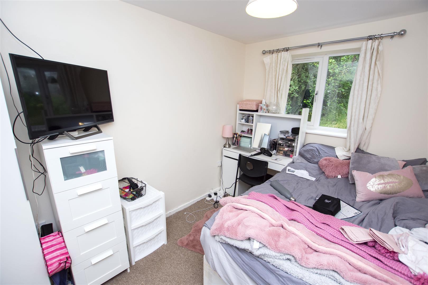 Flat Heeley Road in Birmingham