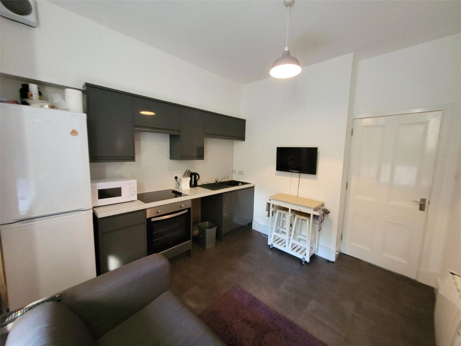 Flat Irvine Place in Aberdeen City