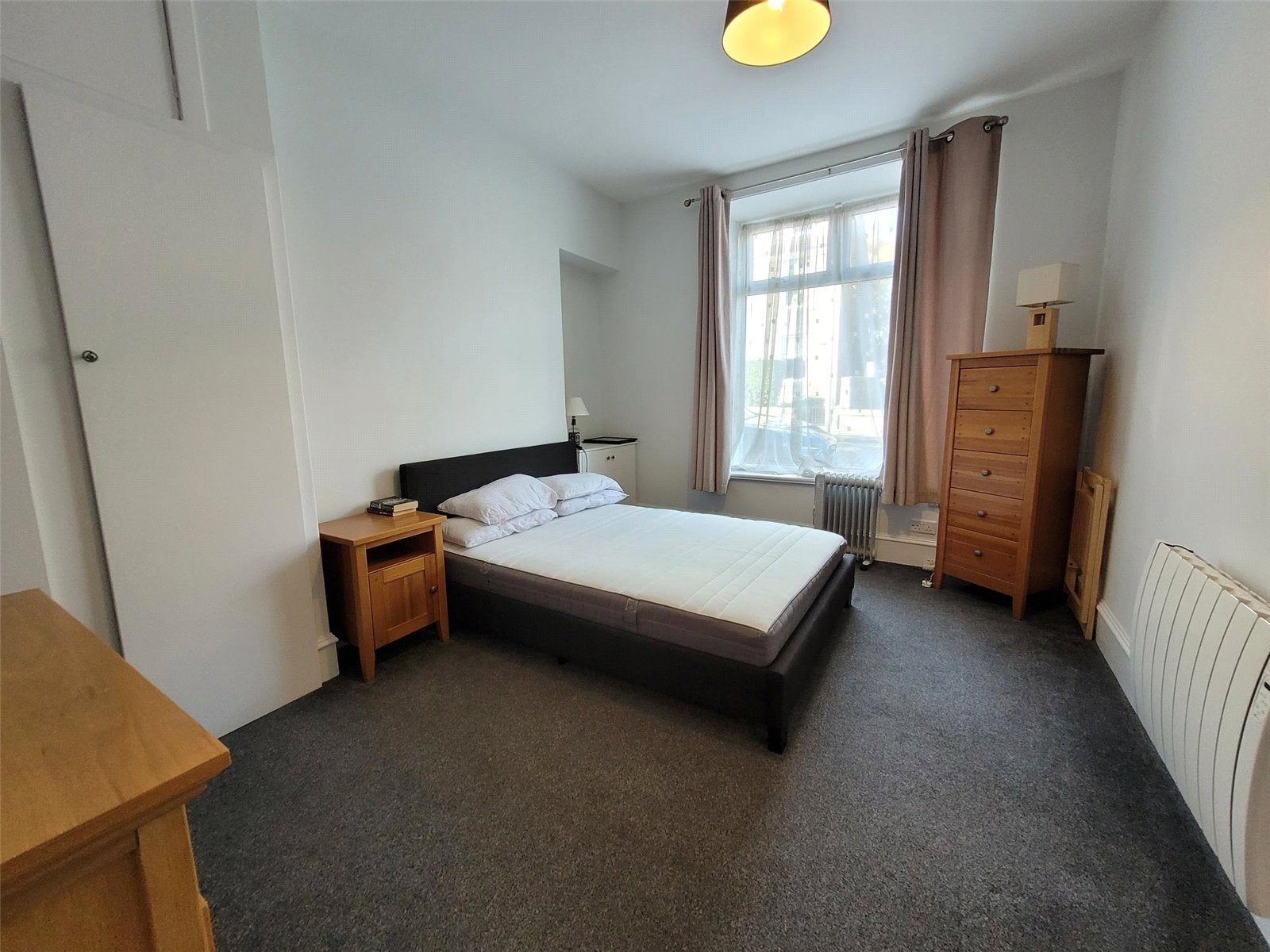 Flat Irvine Place in Aberdeen City