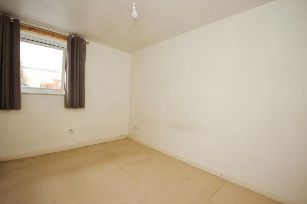 Flat Regent Street in Royal Leamington Spa