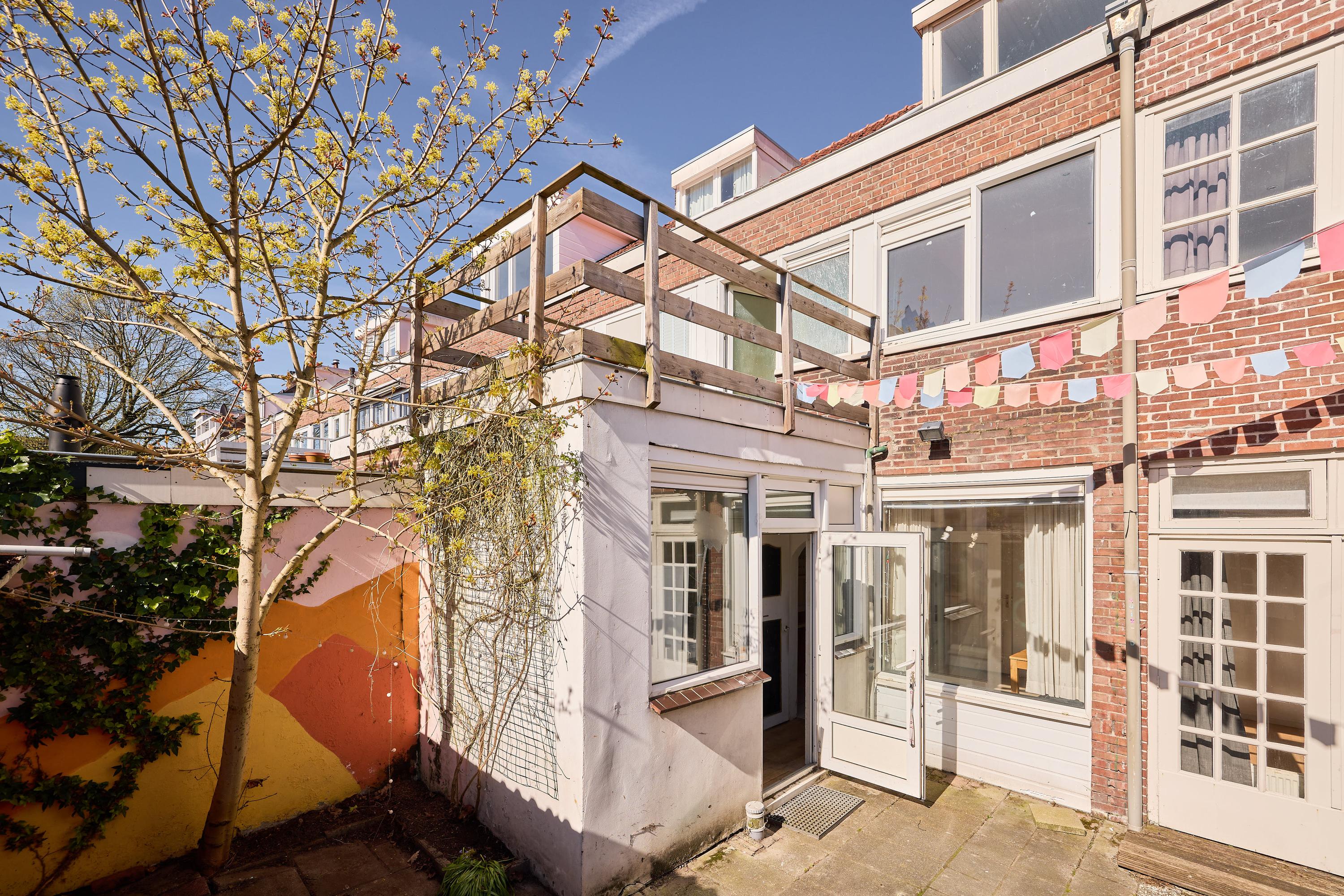 Tussenwoning te koop: Cornelis Dirkszstraat 163, Utrecht