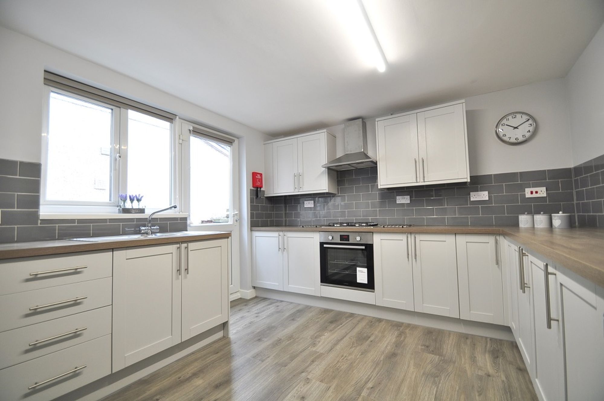 Room Risca Road in Newport
