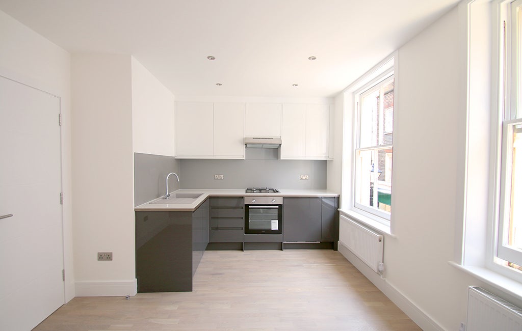 Flat Charlotte Place in Greater London