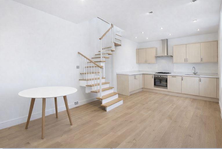 Flat Huntsworth Mews in City of Westminster