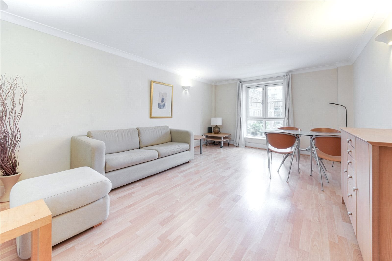 Flat Gaskin Street in Greater London