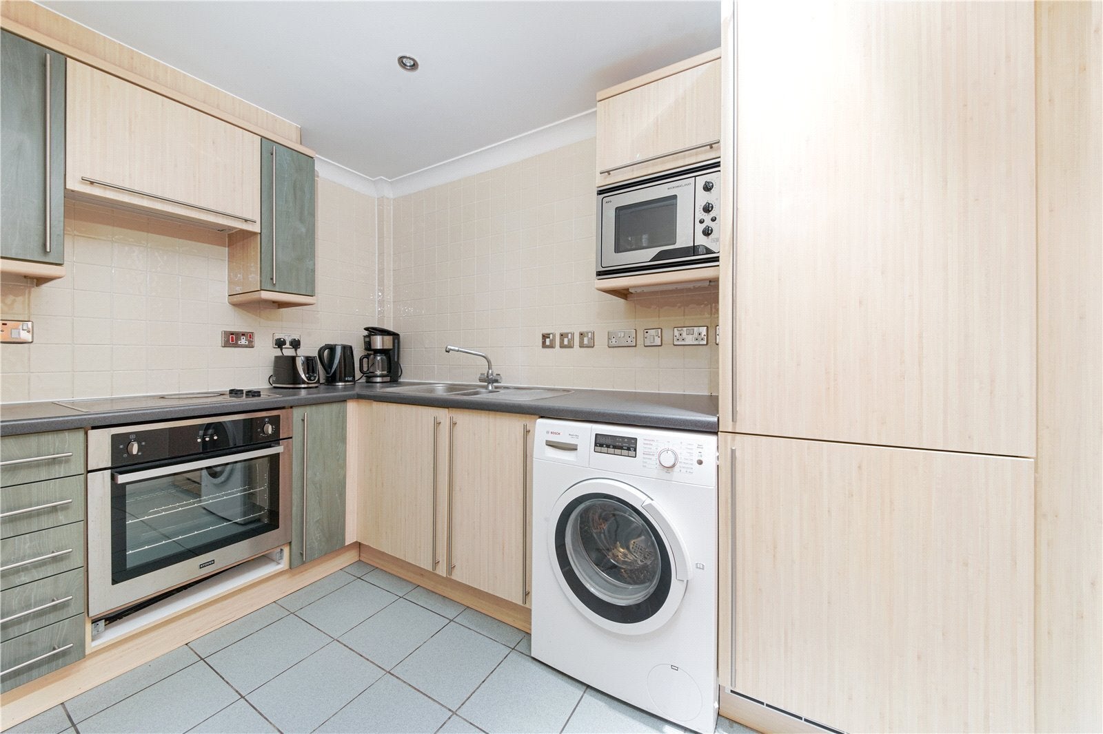 Flat Gaskin Street in Greater London