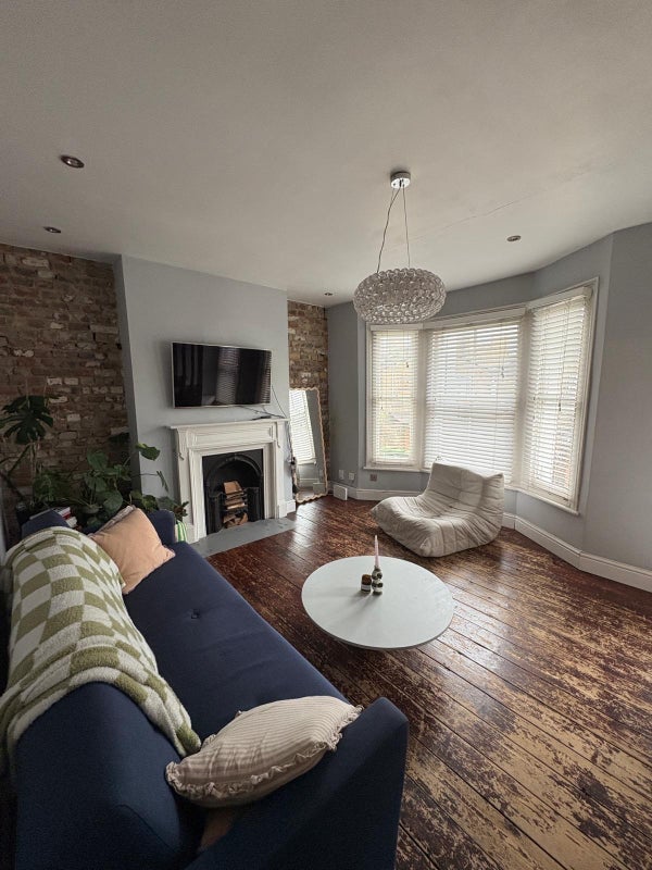 Flat Coleman Road in Greater London