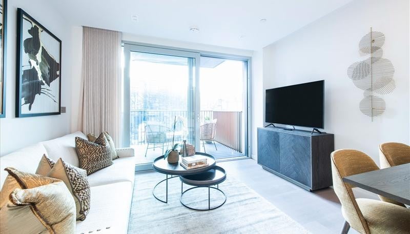 Flat TOTTERIDGE COMMON in London