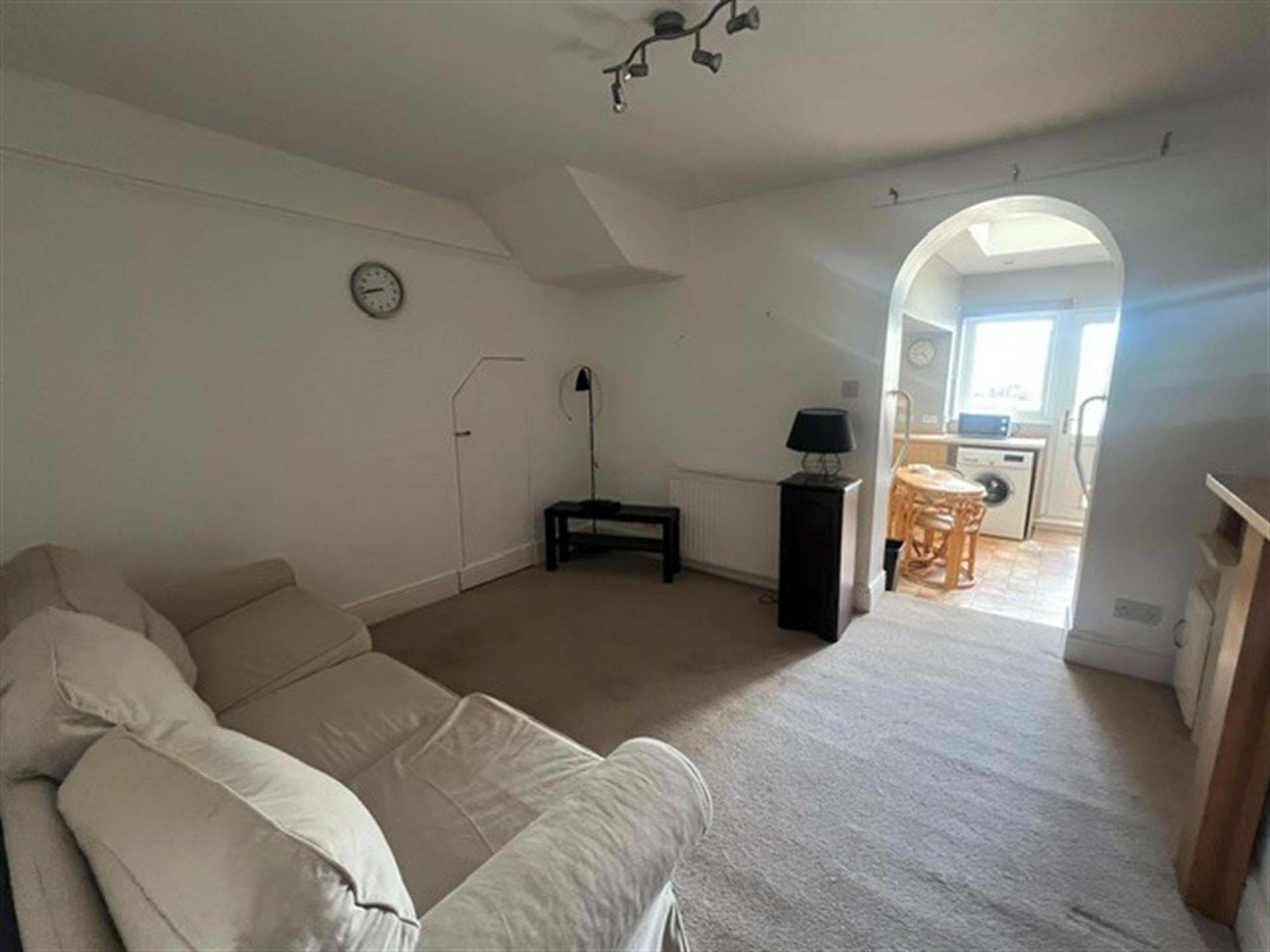 Flat Chrystel Close in East Devon