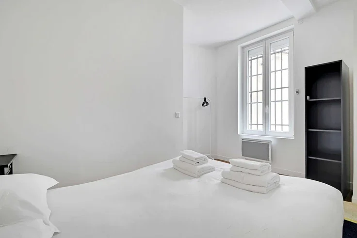 Flat Rue Championnet in Paris