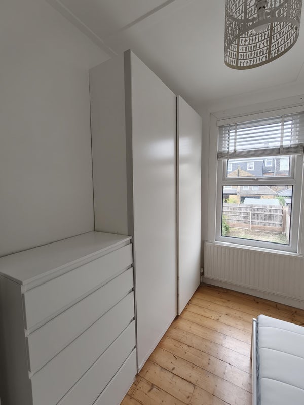 Room Corsehill Street in Greater London