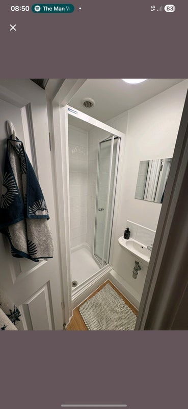 Room Castellain Road in City of Westminster