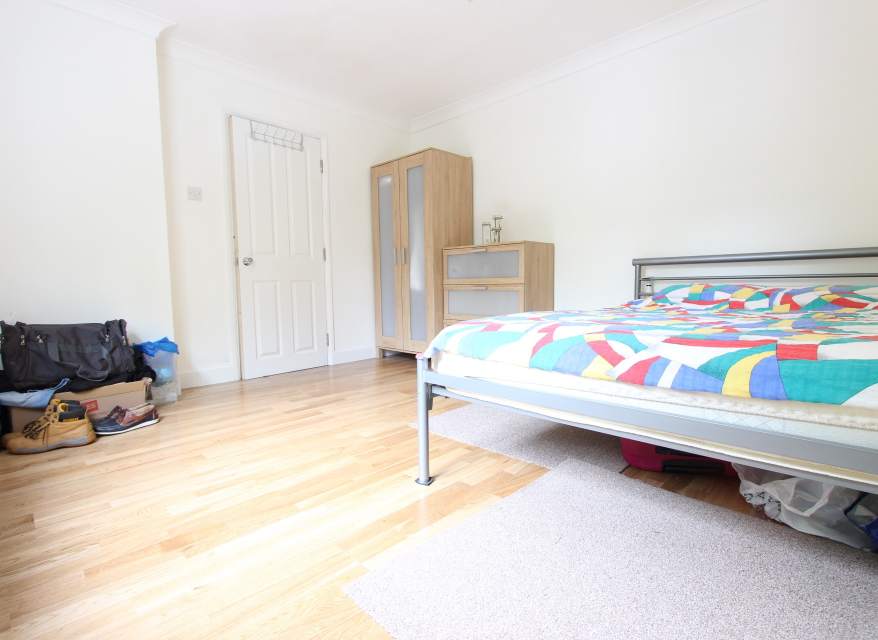 Flat Goldings Crescent in Welwyn Hatfield