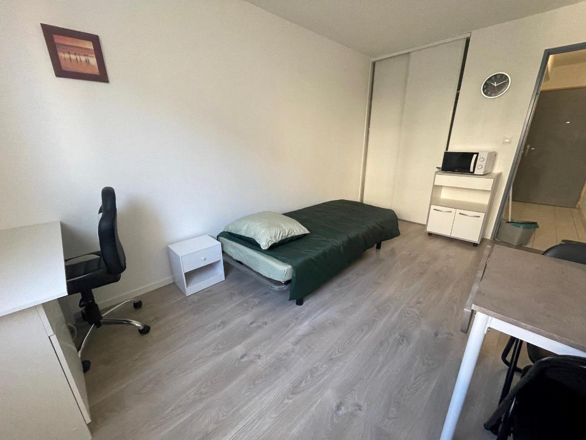 Flat Rue Pierre Barneron in Valence
