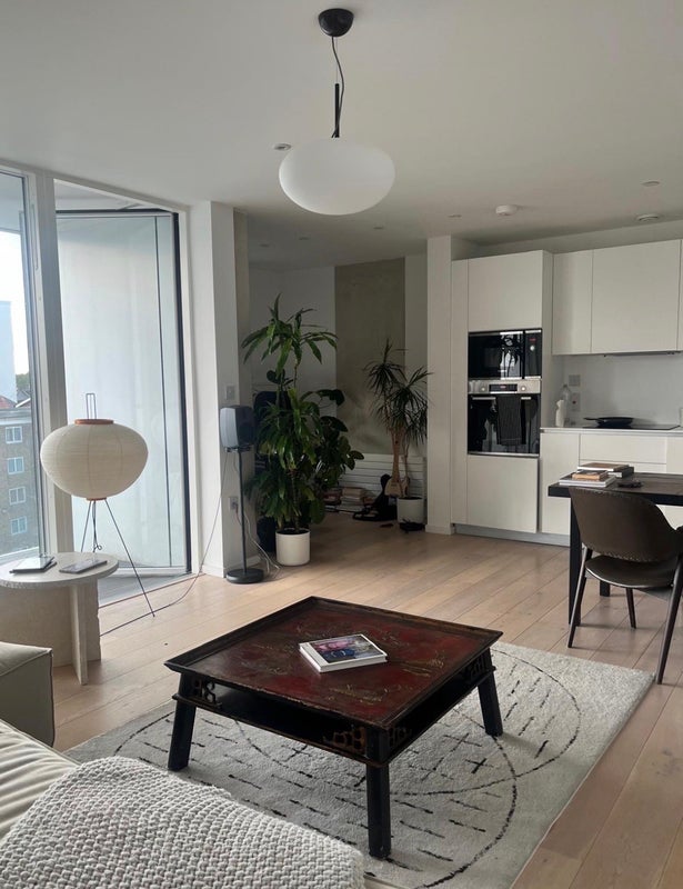 Flat Daley Street in Greater London