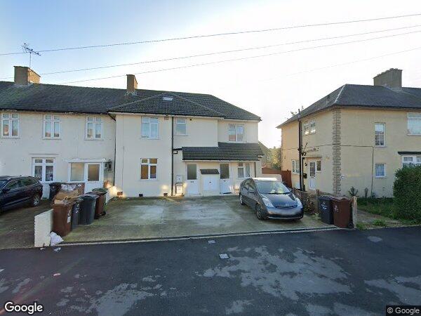 Flat Campden Crescent in Greater London