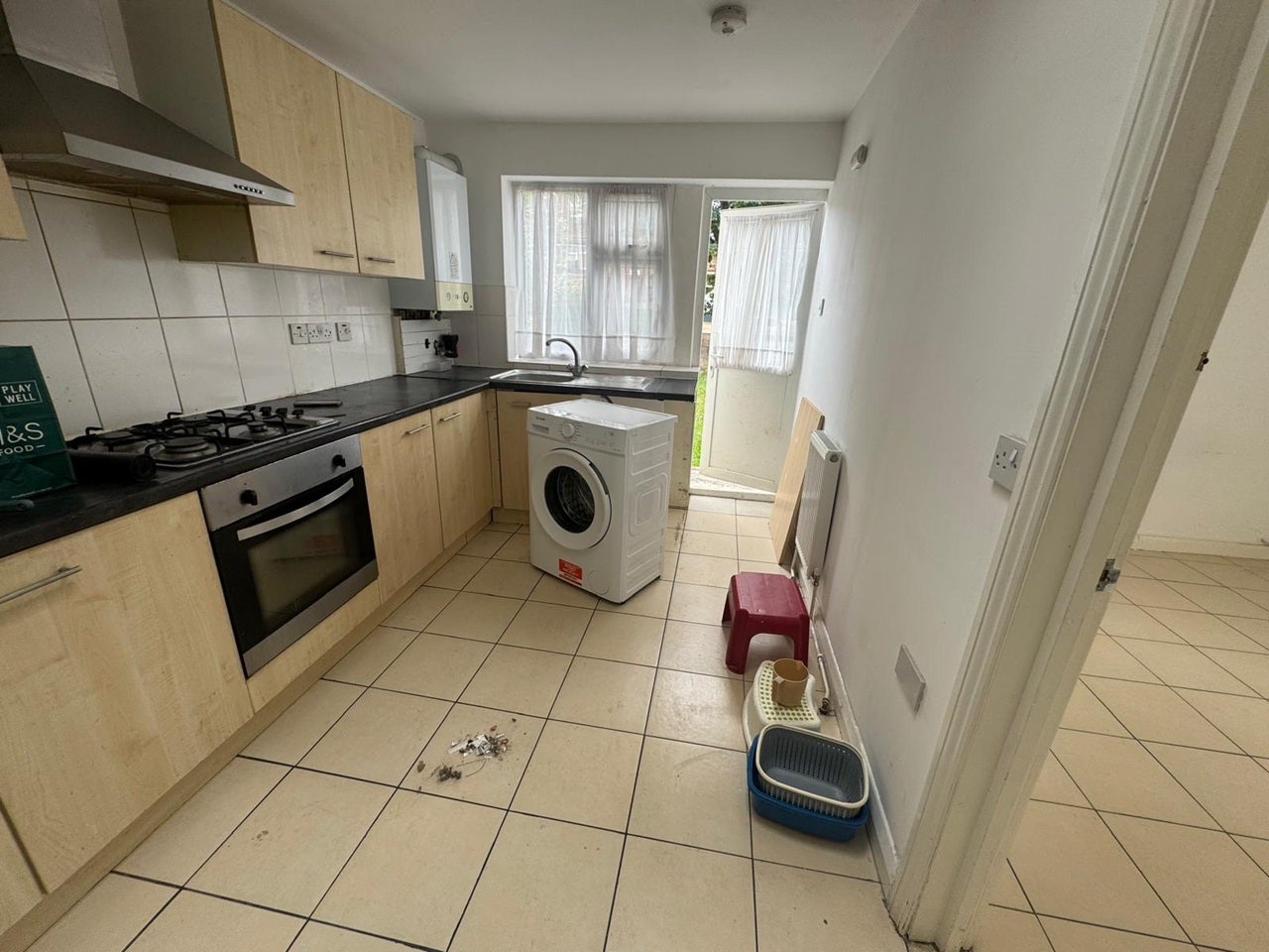 Flat Campden Crescent in Greater London