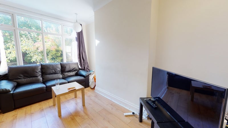 House The Turnways in Leeds